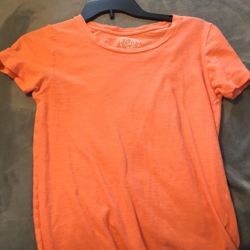 Orange comfortable t-shirt